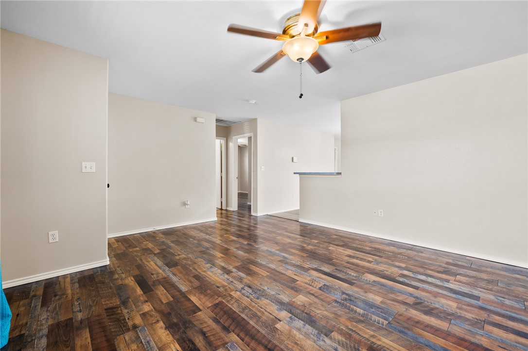 1522 W Nelson Ave Property Photo 8