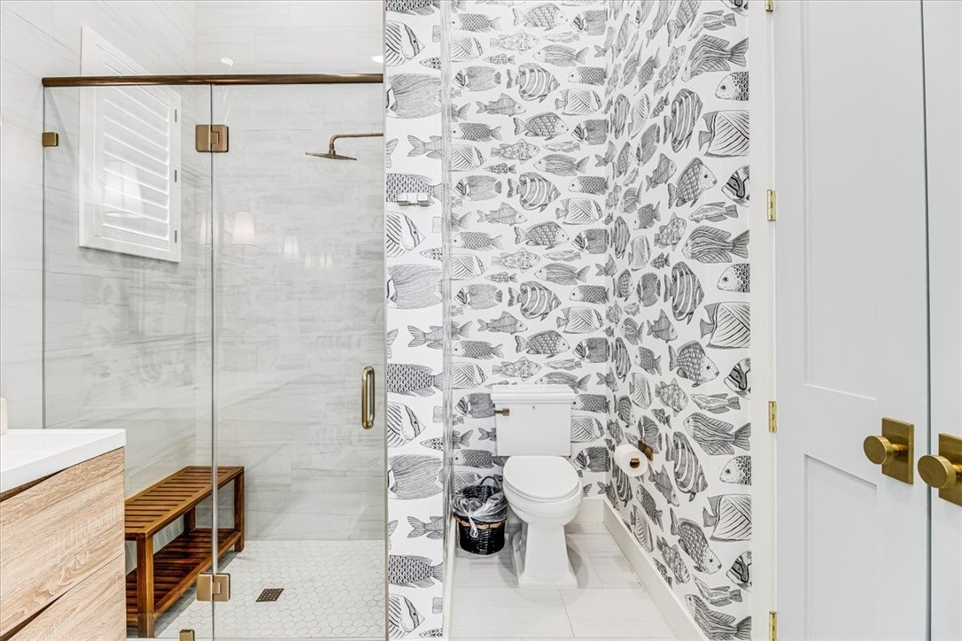 206 Lakeshore St Property Photo 15