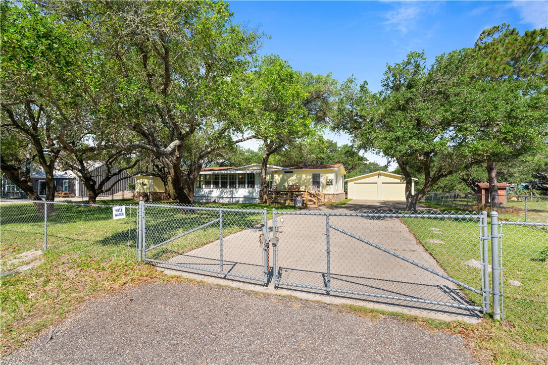613 Sunset Dr Property Photo 21
