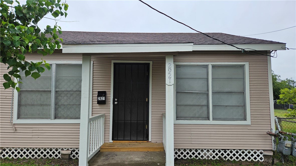 2921 Coleman Ave Property Photo 1