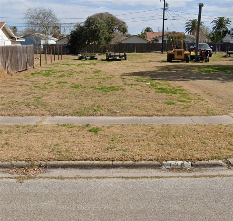 123 N Mccampbell St Property Photo
