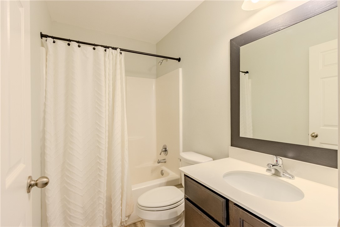 3709 Southlake Park Property Photo 15