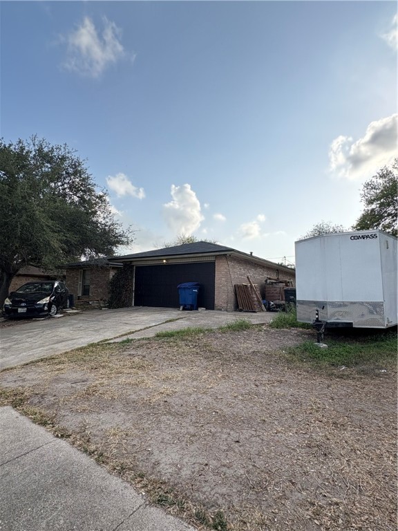 2817 Sage Brush Dr Property Photo 2