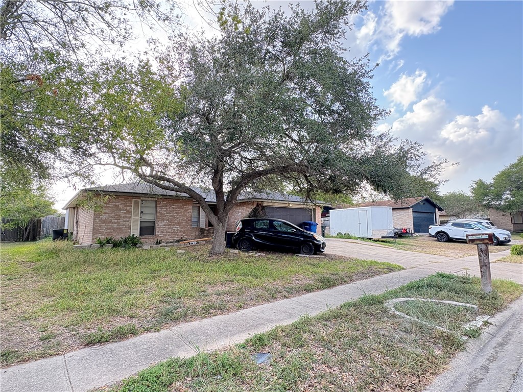 2817 Sage Brush Dr Property Photo 6
