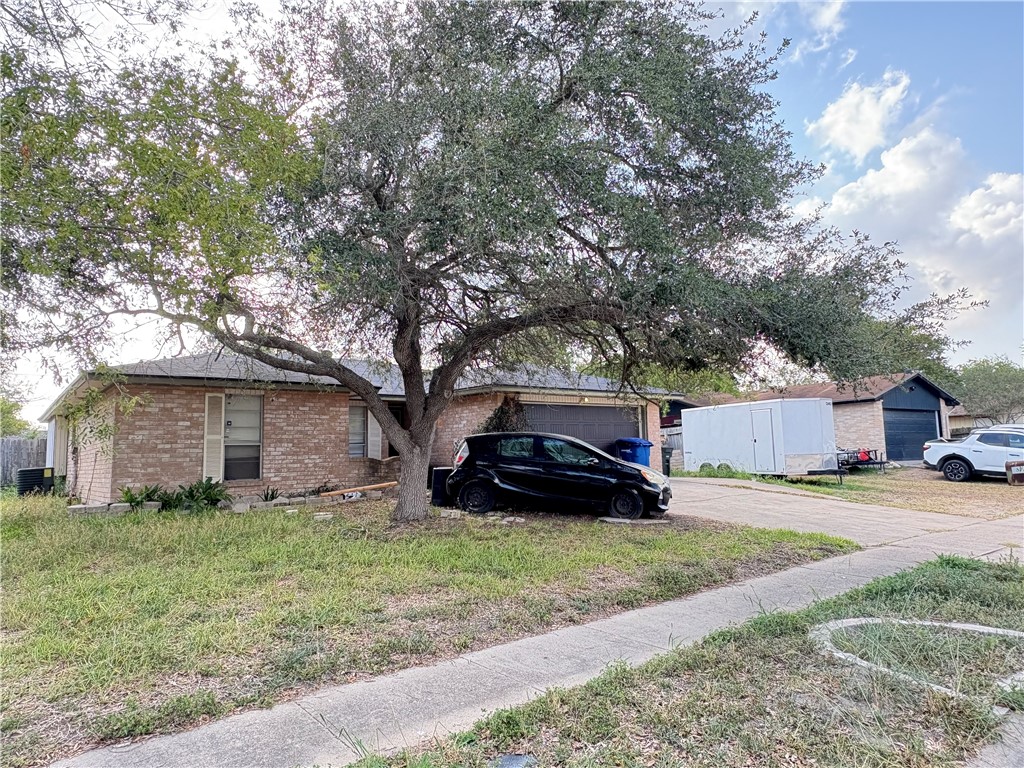2817 Sage Brush Dr Property Photo 7