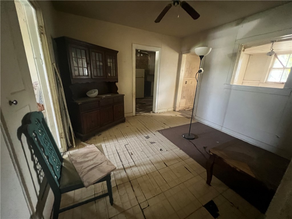 107 Gallia St Property Photo 20