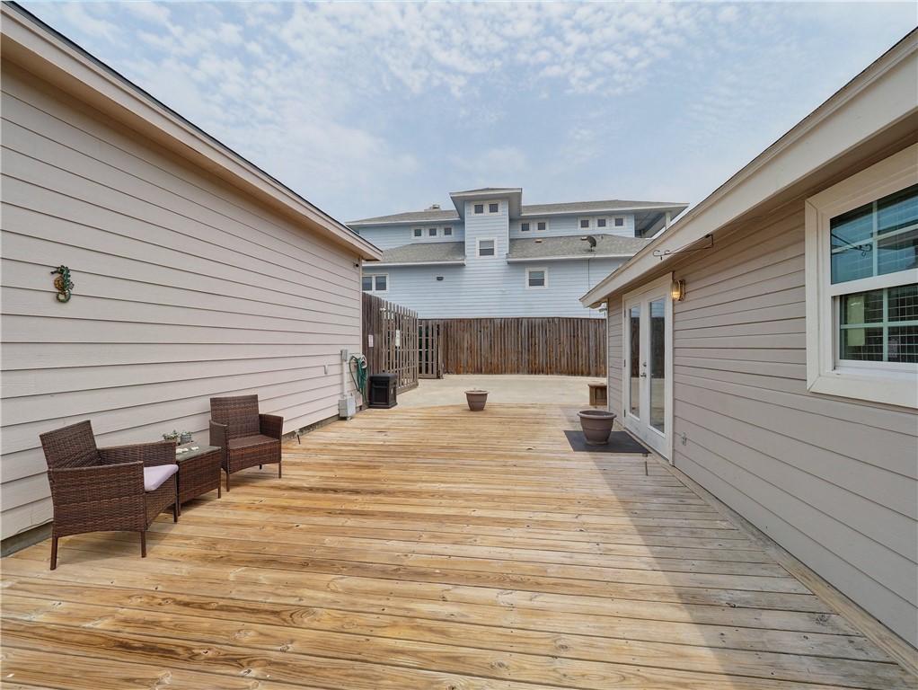 419 E Cotter Ave Property Photo 6