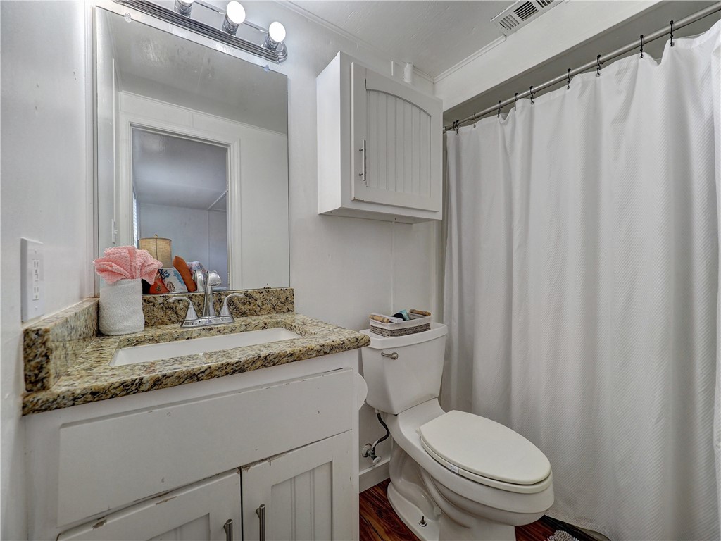 419 E Cotter Ave Property Photo 10