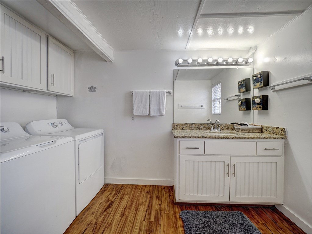 419 E Cotter Ave Property Photo 12
