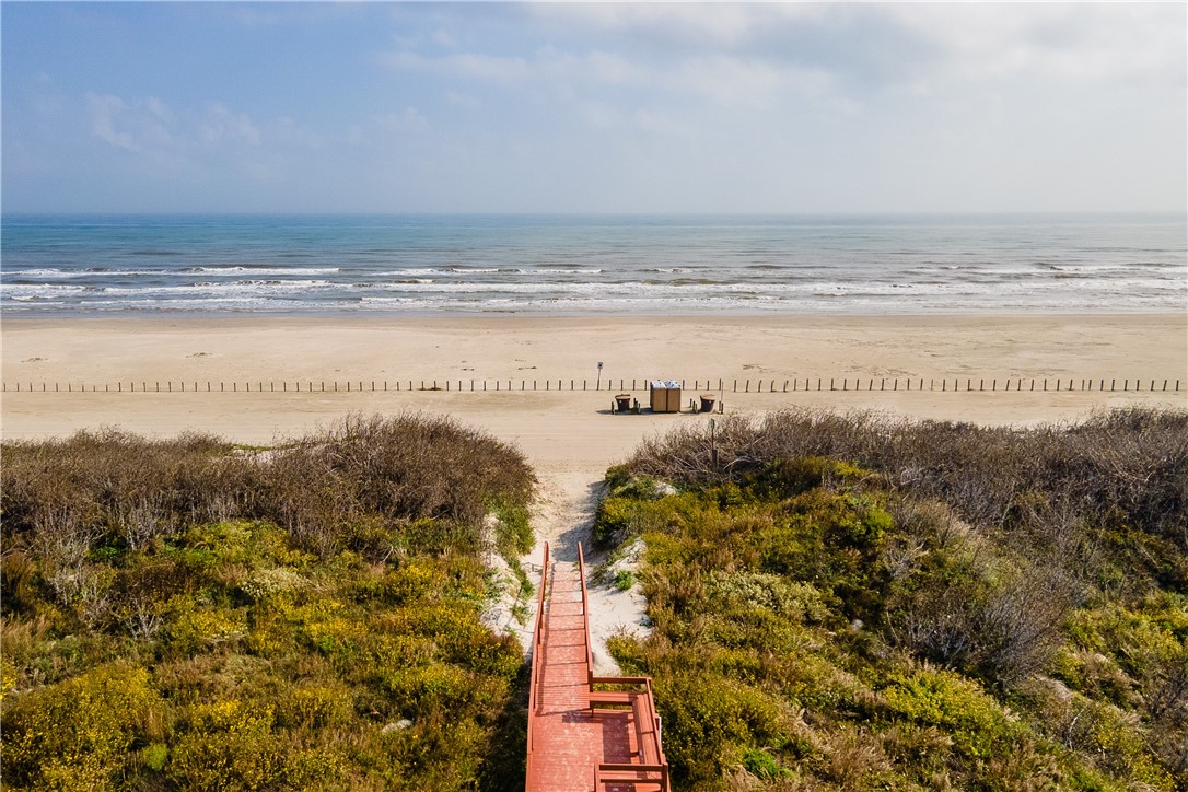 700 Island Retreat Road 14 Property Photo 10