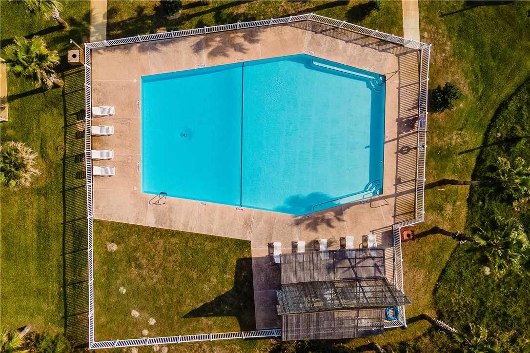 700 Island Retreat Road 14 Property Photo 12