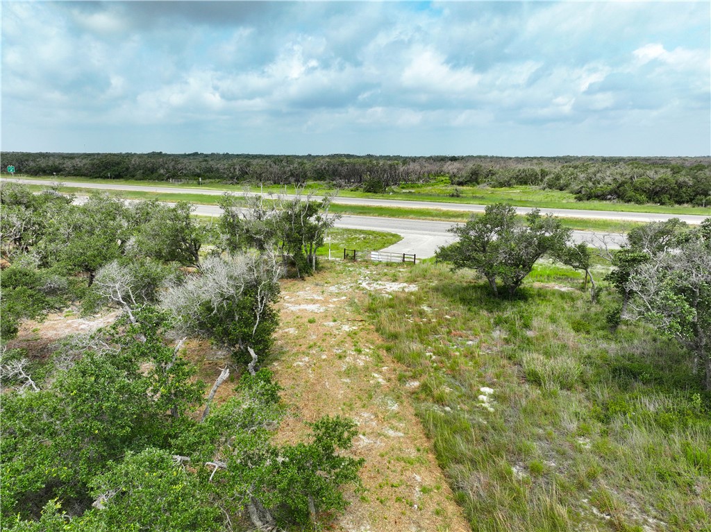 704 State Highway 35 Hwy Property Photo 29