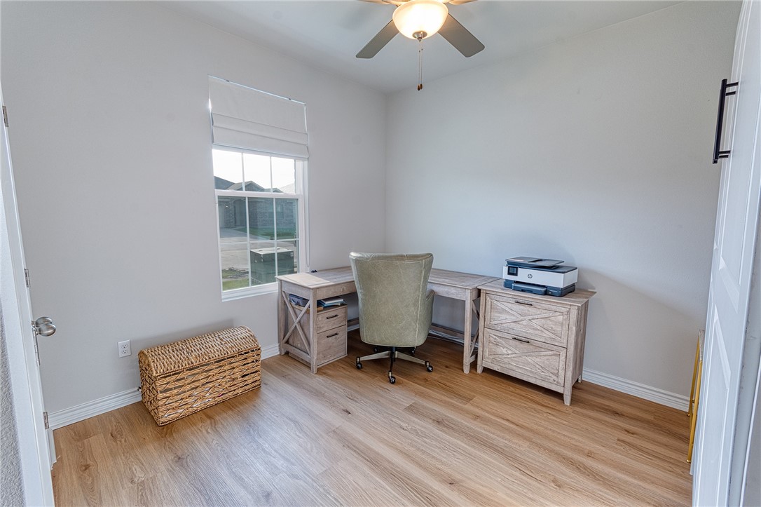 2634 Westeros St Property Photo 18