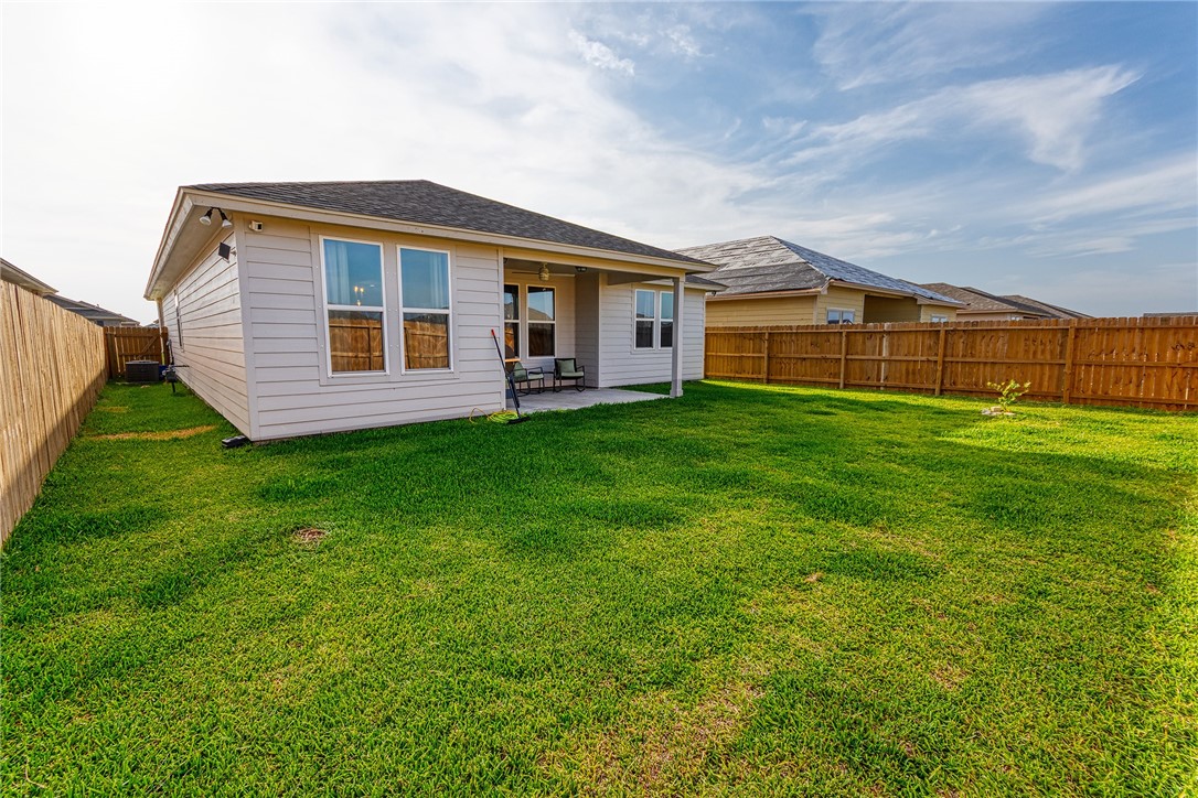2634 Westeros St Property Photo 21