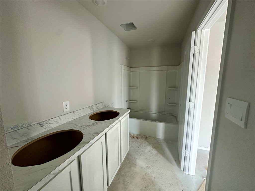 3505 Rebecca Dr Property Photo 7