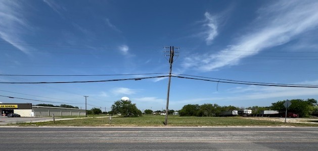 500 Lincoln Ave Property Photo