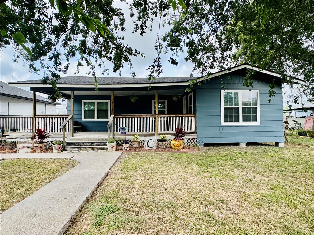 1505 Main Dr Property Photo 1