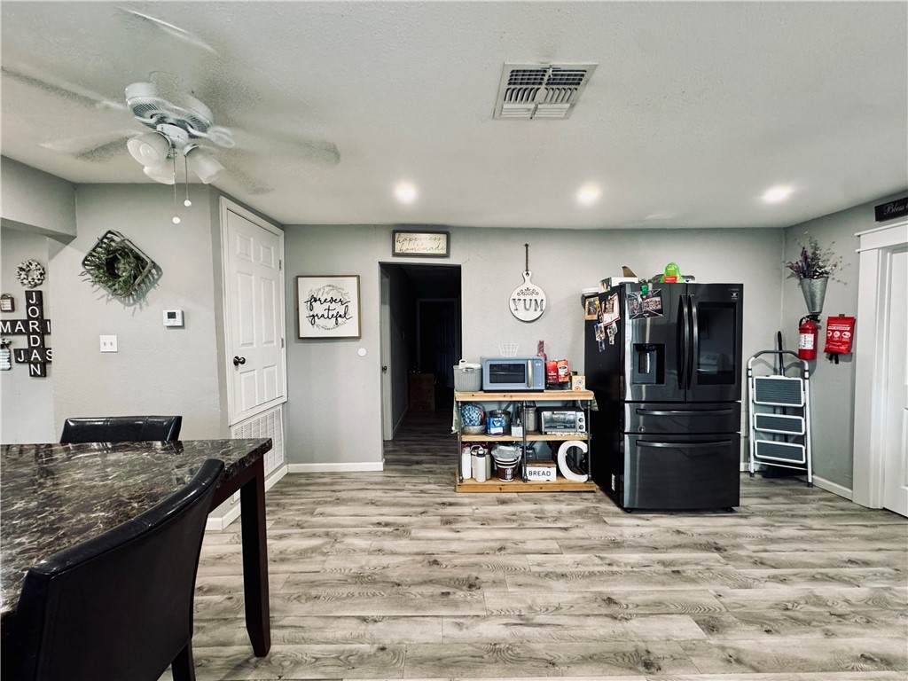 1505 Main Dr Property Photo 10