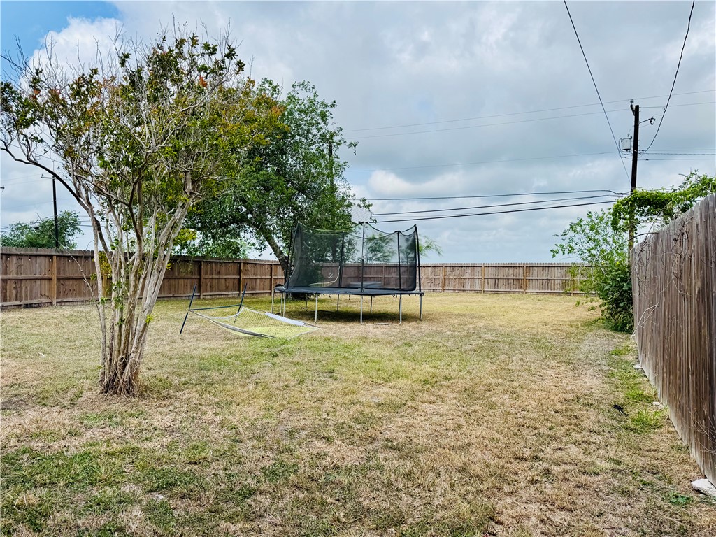 1505 Main Dr Property Photo 26