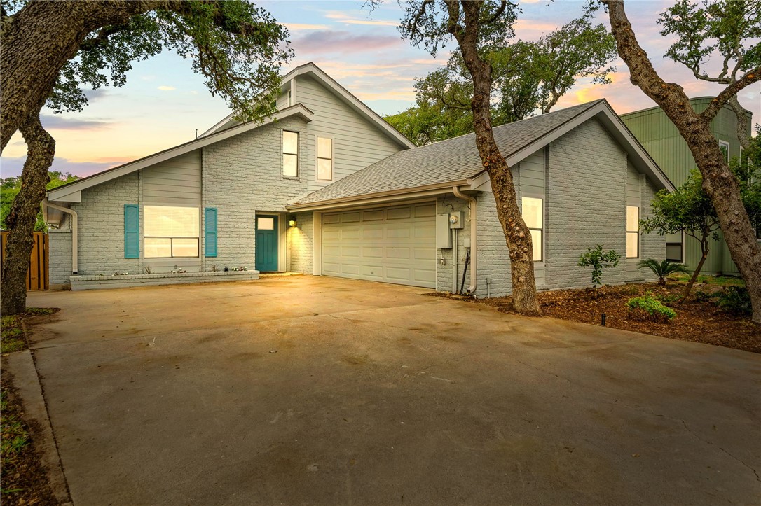 2321 Harbor Dr Property Photo 1