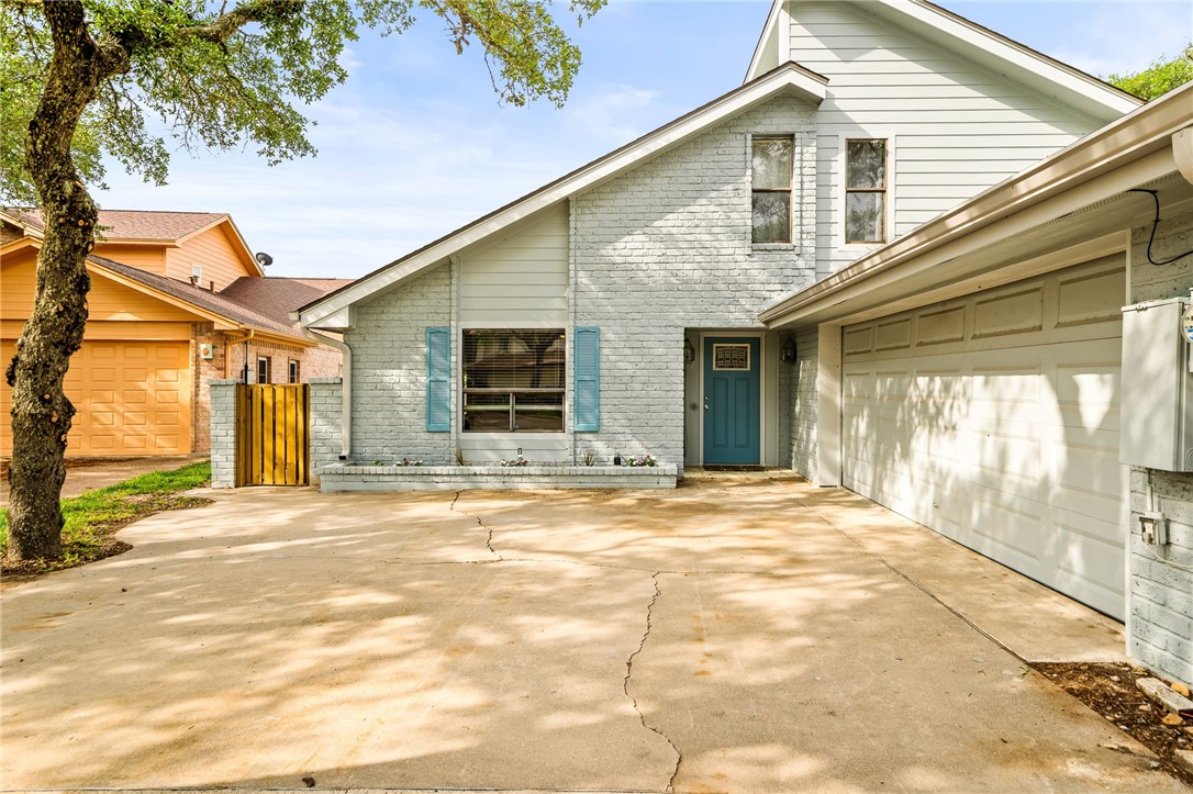 2321 Harbor Dr Property Photo 2