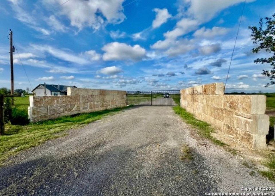 117 Paisano Trail Property Photo 1