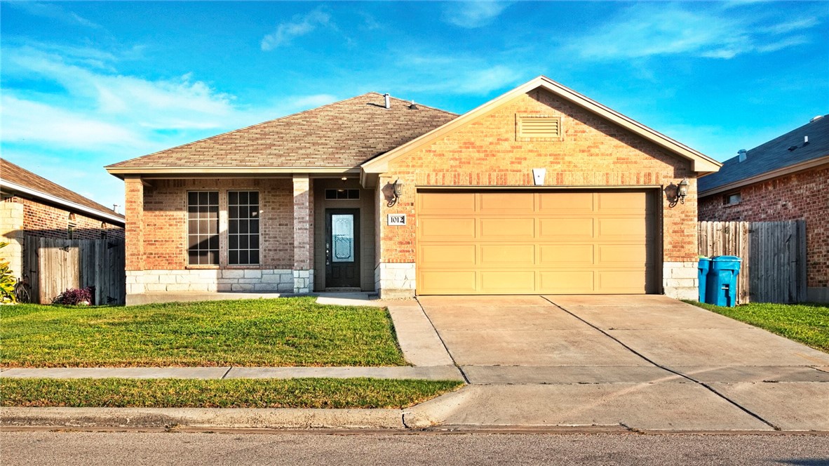 1012 Santa Catalina St Property Photo