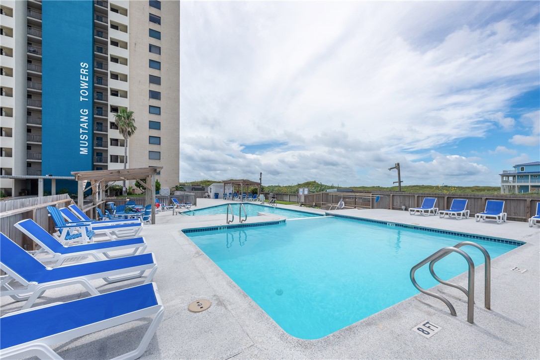6109 State Highway 361, Unit 601 601 Property Photo 2