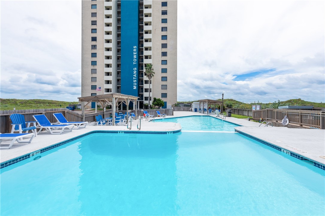 6109 State Highway 361, Unit 601 601 Property Photo 4