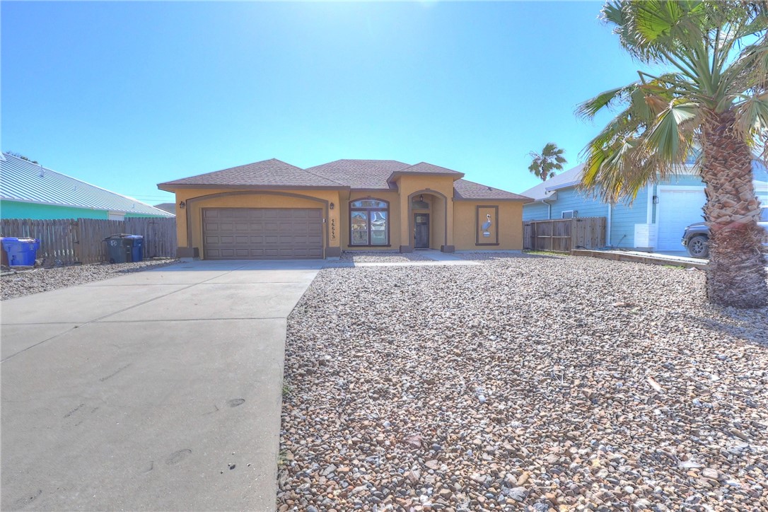 15513 Finistere St Property Photo
