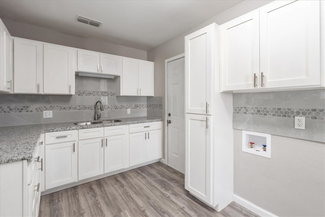 1337 Daytona Dr Property Photo 10