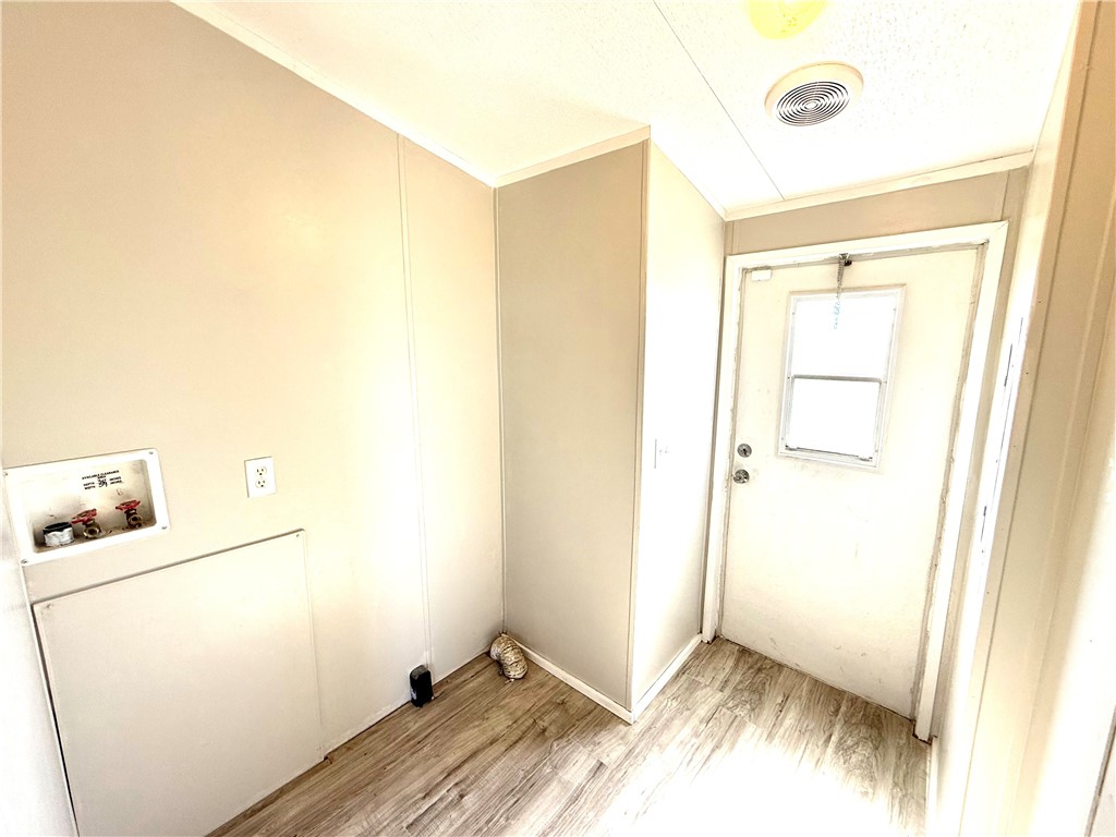 689 County Road 3031 Property Photo 18