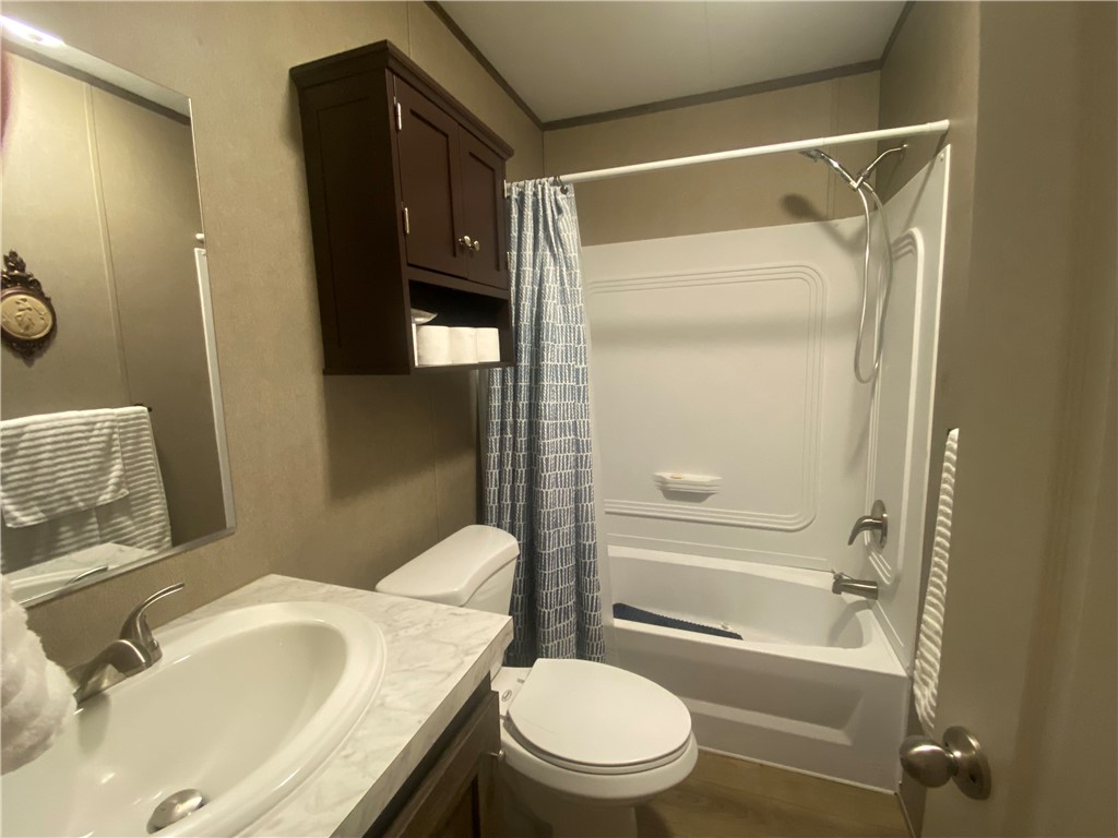 168 Morrow St Property Photo 10