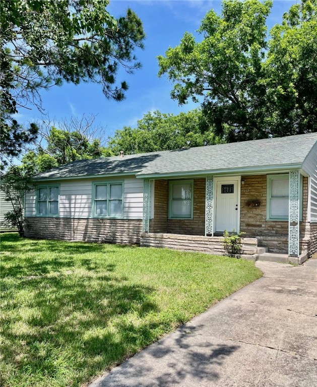 4225 Lowman St Property Photo 1