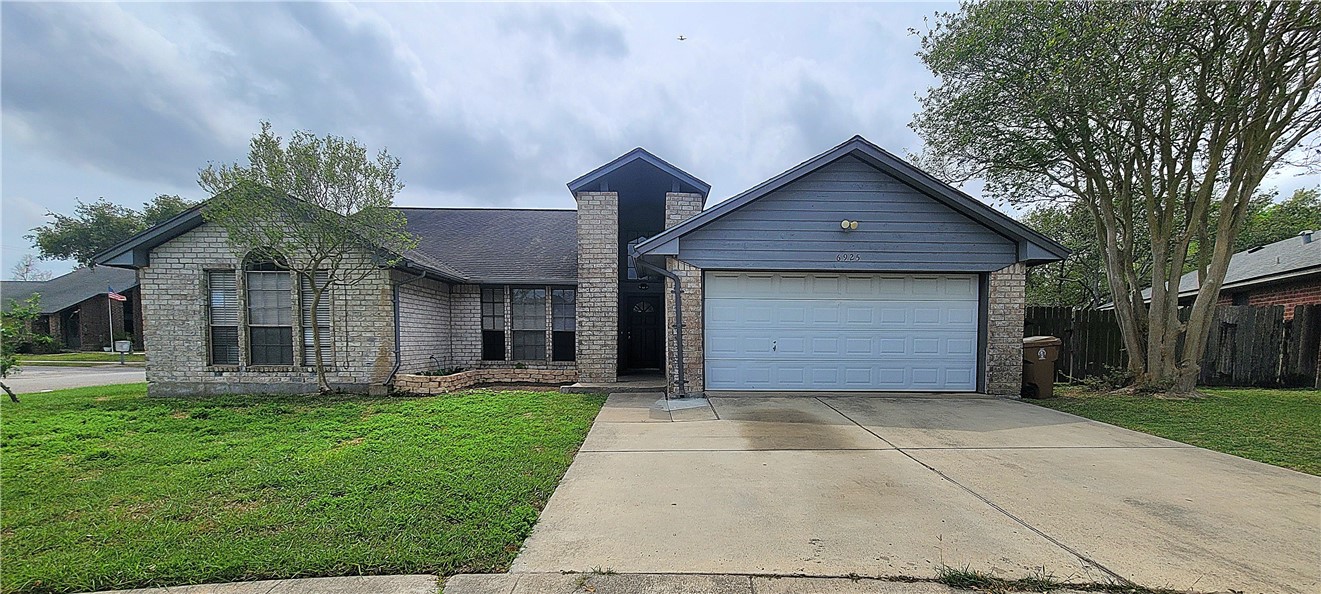 6925 Fawn Ridge Dr Property Photo
