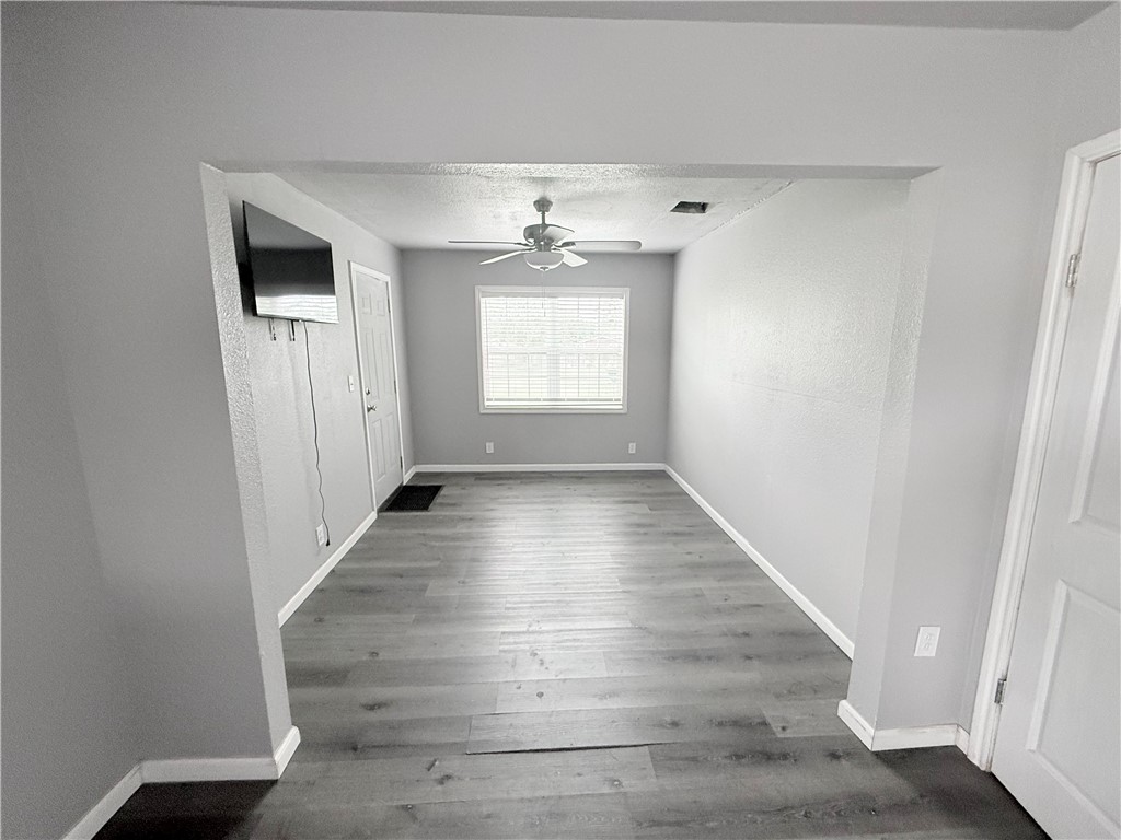 9047 County Road 471 Property Photo 17