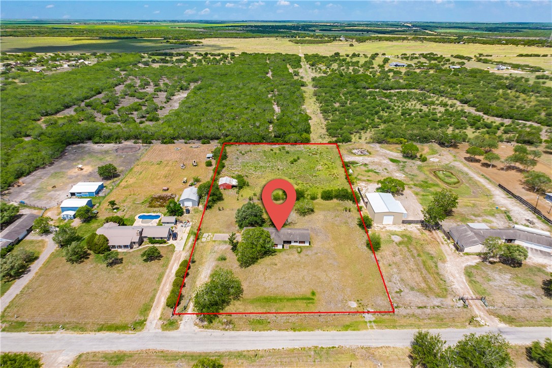 5469 Sunset Trail Property Photo 2