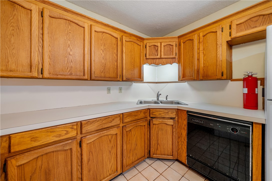 5469 Sunset Trail Property Photo 14