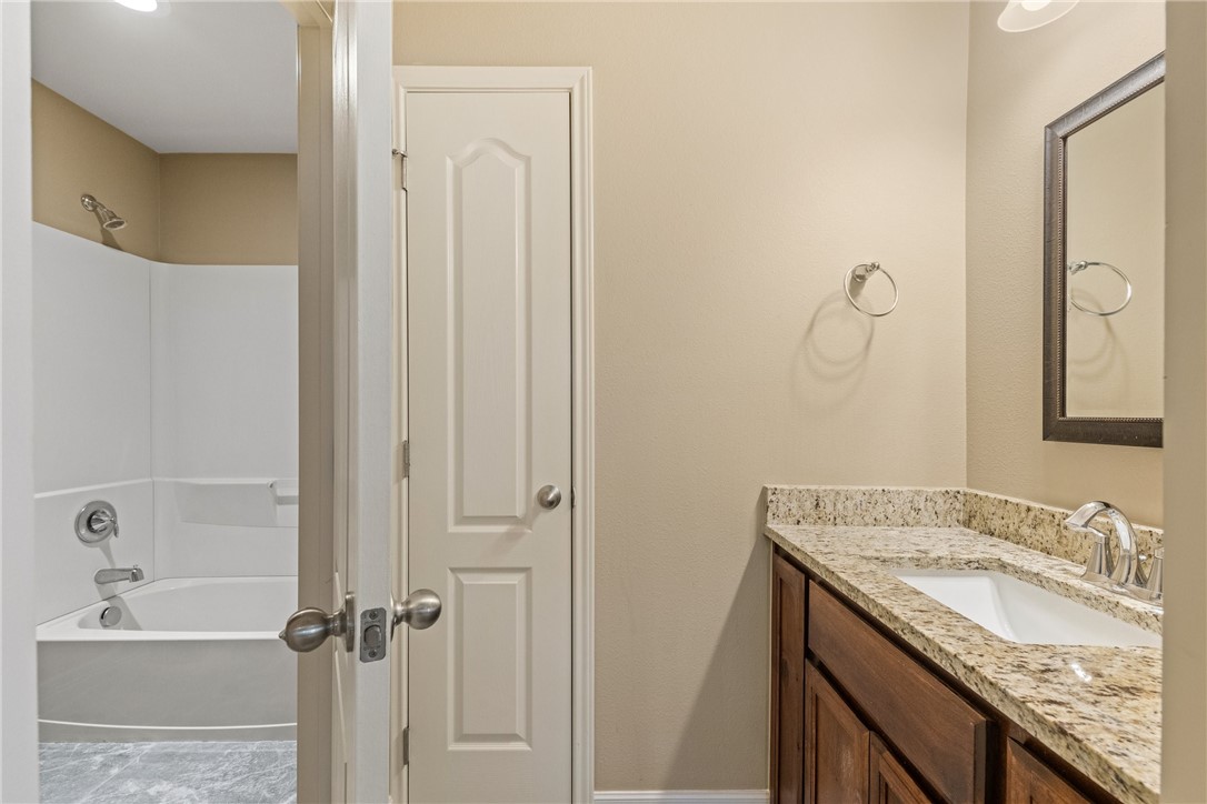 2222 Cuarzo Dr Property Photo 16