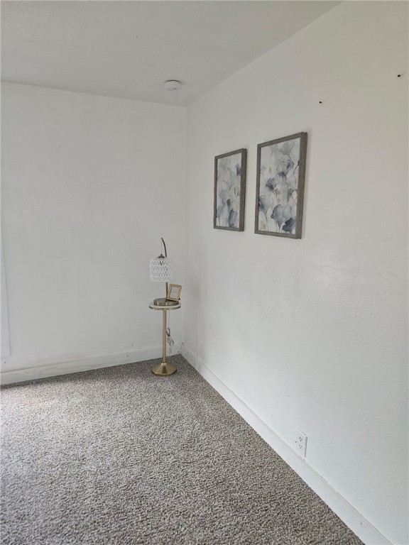 1110 Elgin St Property Photo 17