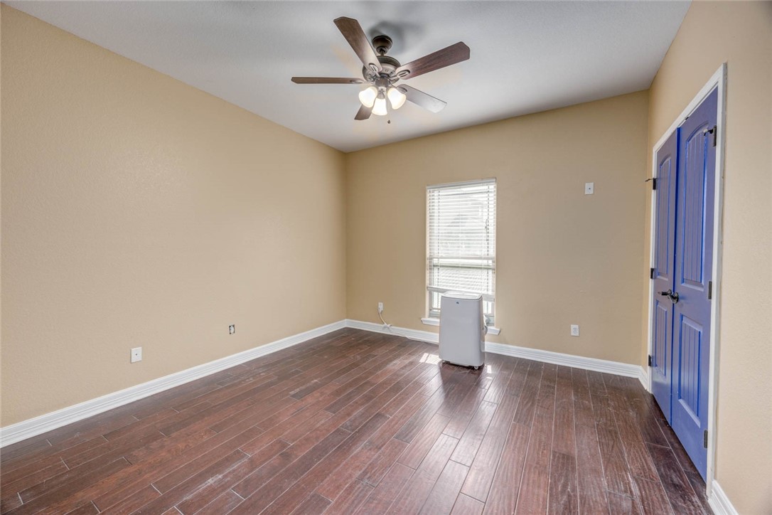 3722 Lake Hawkins Ct Property Photo 18