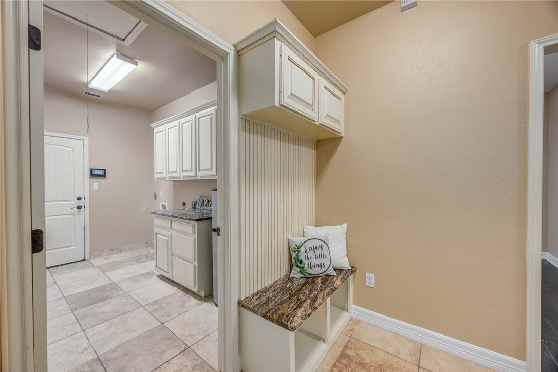 3722 Lake Hawkins Ct Property Photo 19