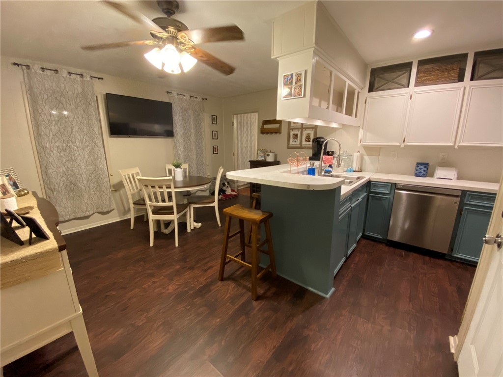 2534 Nogales St Property Photo 10