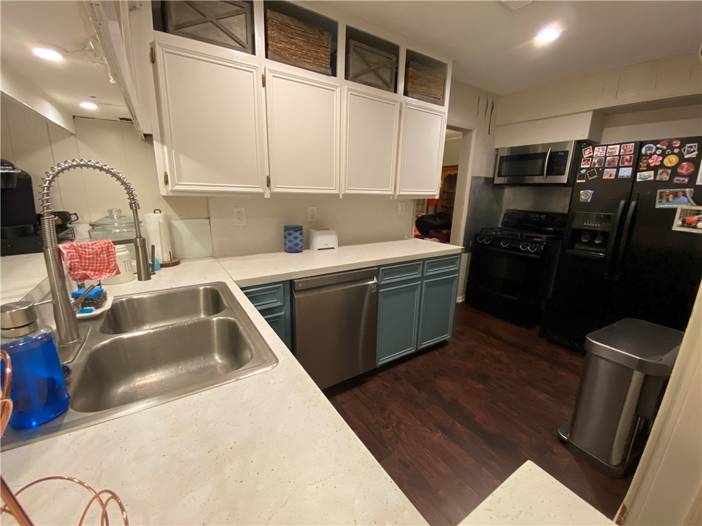 2534 Nogales St Property Photo 11