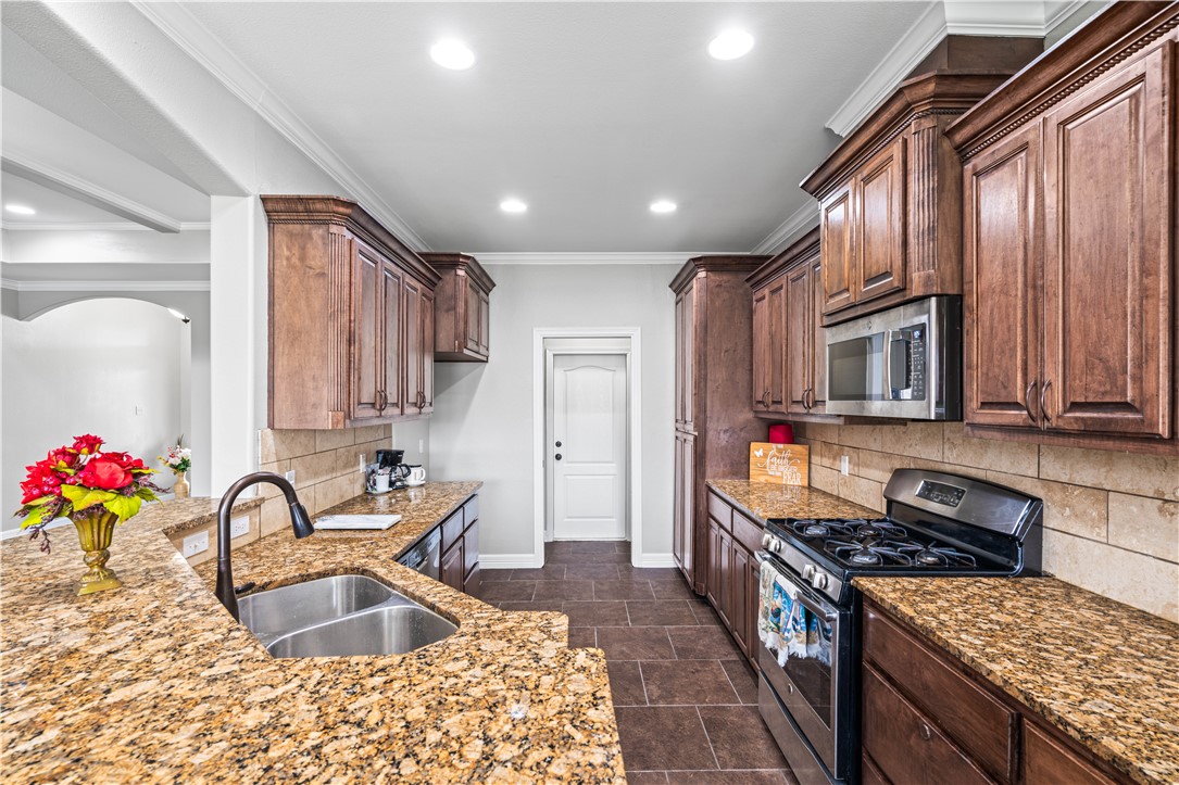 6930 Anastasia Property Photo 15