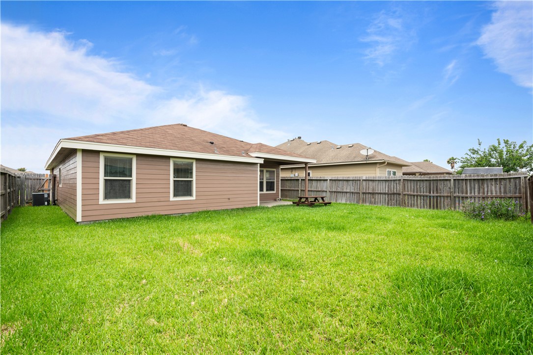 6930 Anastasia Property Photo 38