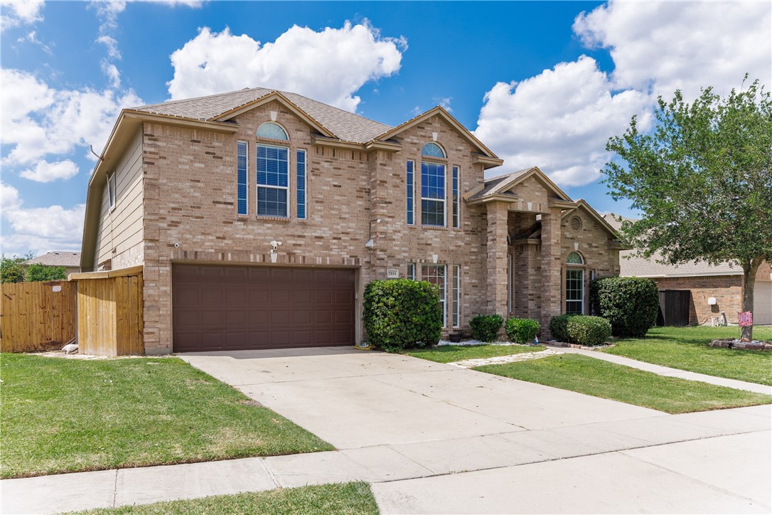 7533 Rancho Vista Blvd Property Photo 2