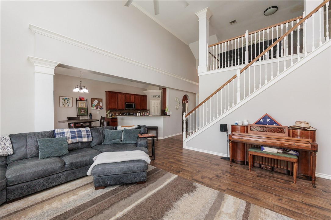 7533 Rancho Vista Blvd Property Photo 5