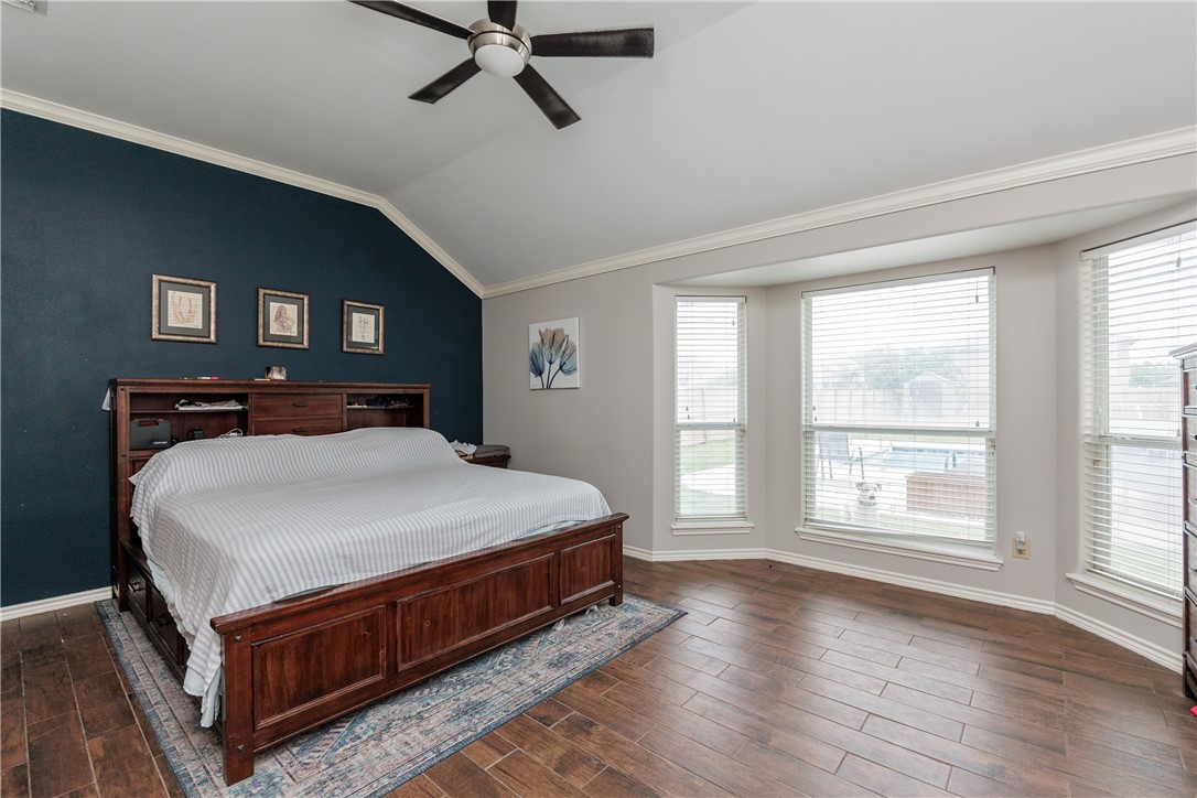 7533 Rancho Vista Blvd Property Photo 10