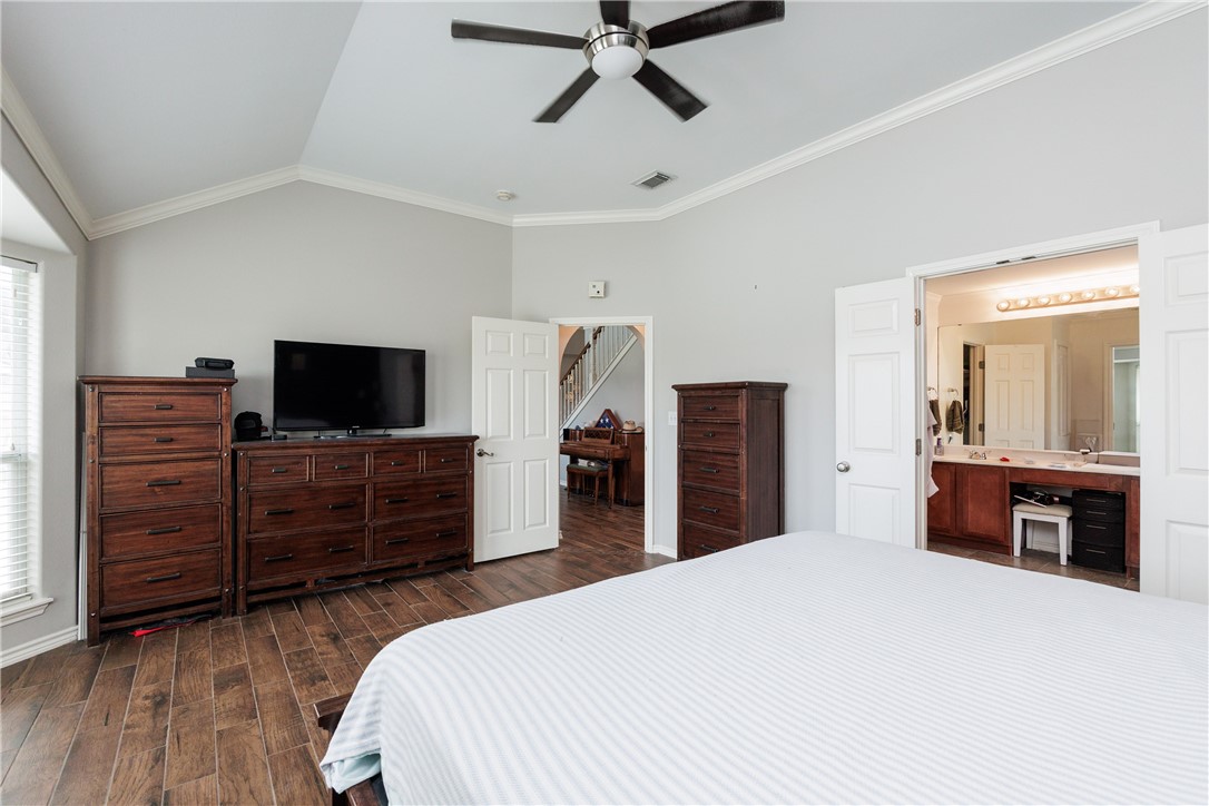 7533 Rancho Vista Blvd Property Photo 11